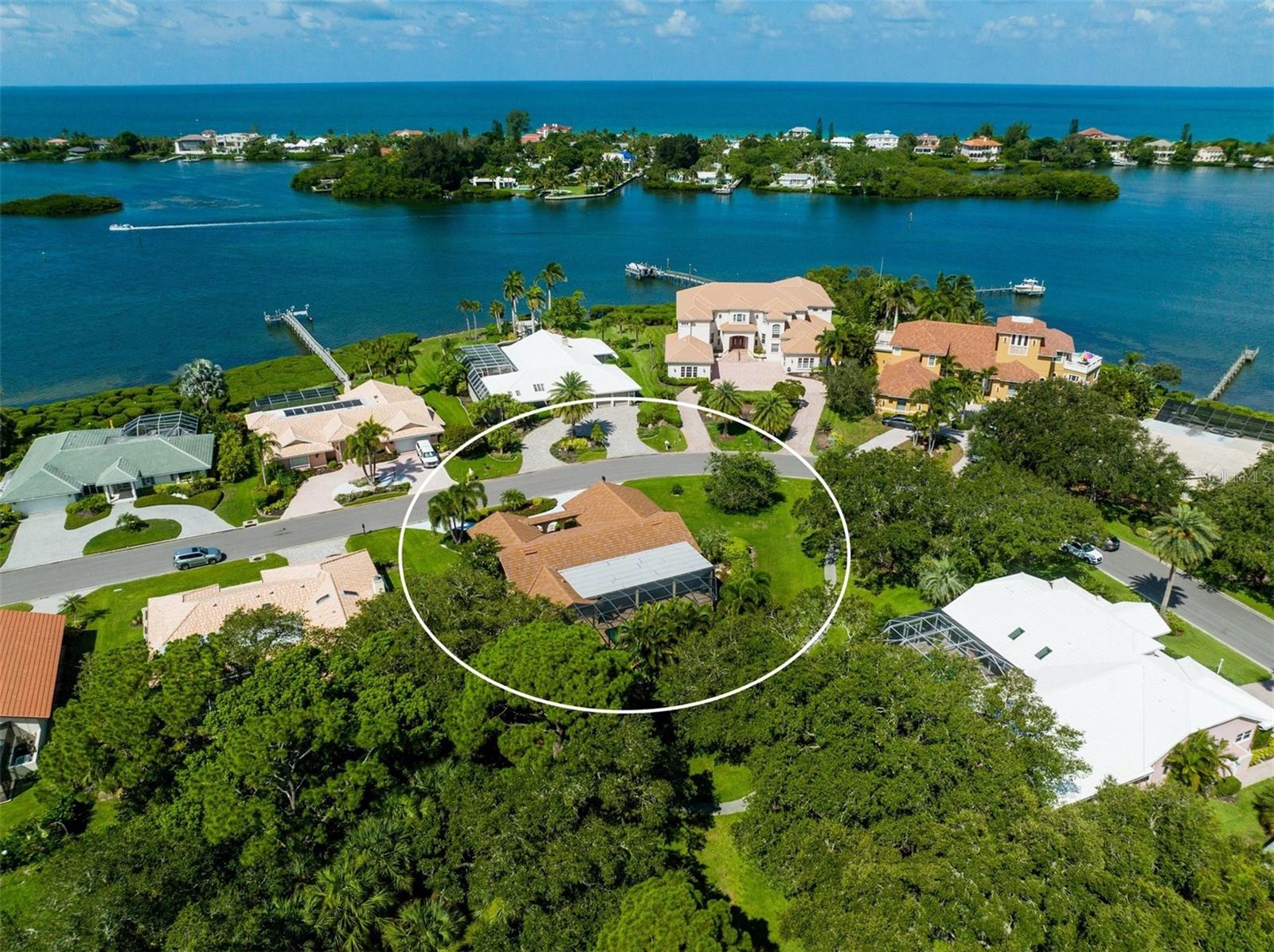 SOLD! 432 YACHT HARBOR DR
